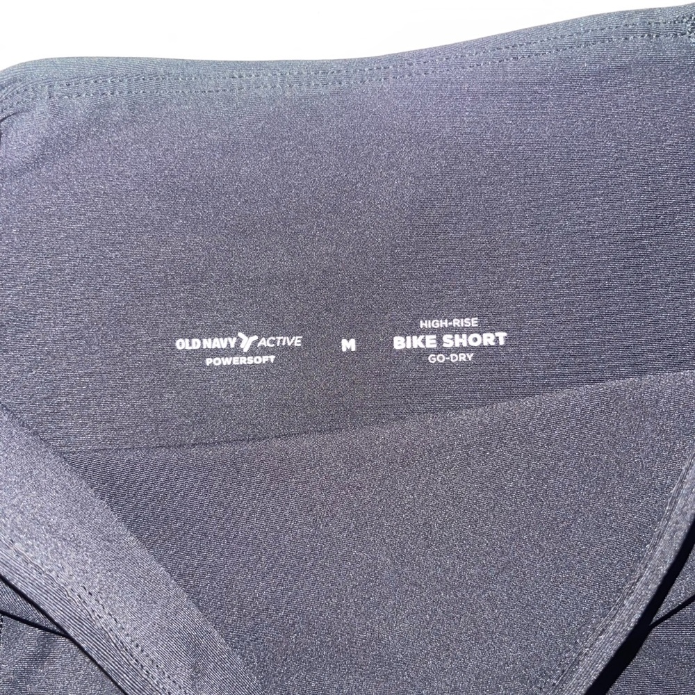 Old Navy High Waisted PowerSoft Biker Bike Shorts 8 inch Inseam Power Soft Black - Picture 6 of 6